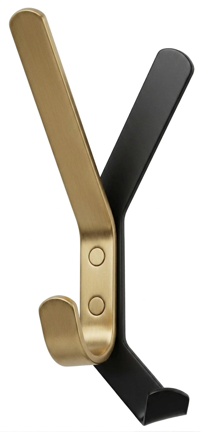 Der minimalistische SCHATTENWURF Doppel-Wandhaken in Messing matt von Kirchhoff und Euwens aus Iserlohner Fertigung.