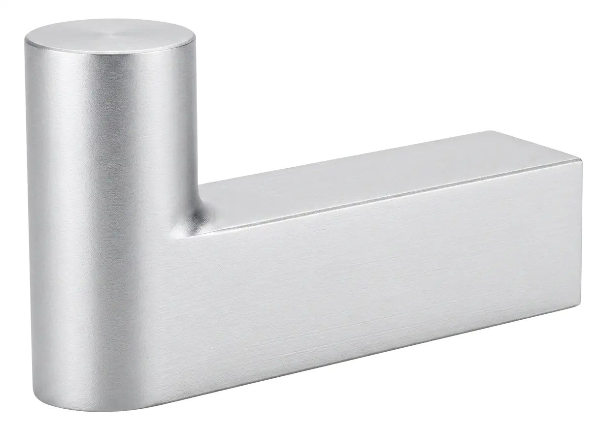 Design-Garderobenhaken 1001 von Peter Bastian aus Aluminium Silber eloxiert zur Wandmontage.