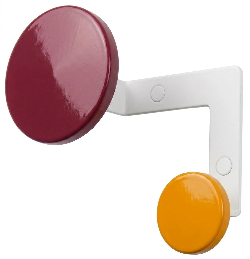 Elegante Planet Design Haken von Kirchhoff & Euwens als moderne Wandgarderobe in minimalistischer Optik, Variante Bordeauxviolett/Gelborange mit weißem Gestell.