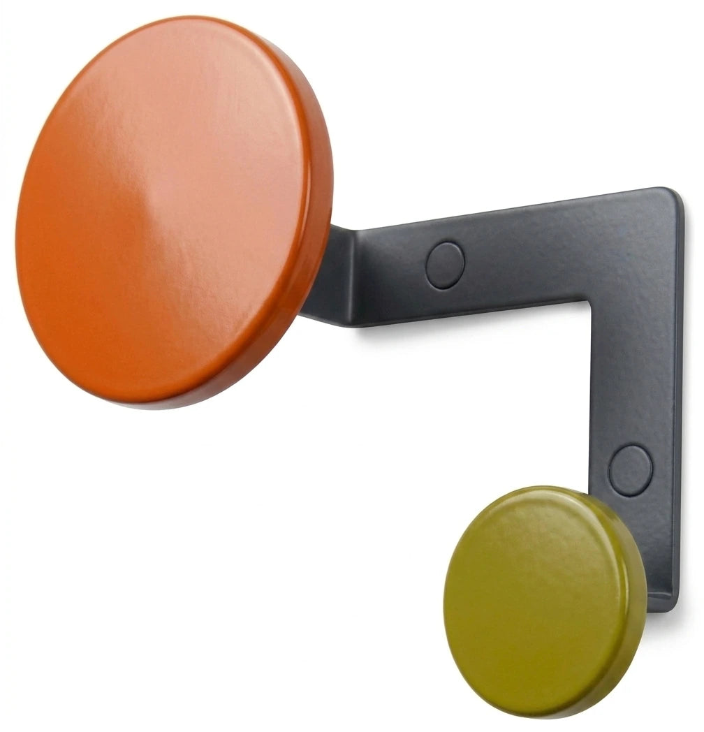 Elegante Planet Design Haken von Kirchhoff & Euwens als moderne Wandgarderobe in minimalistischer Optik, Variante Orange/Olivegrün mit grauem Gestell