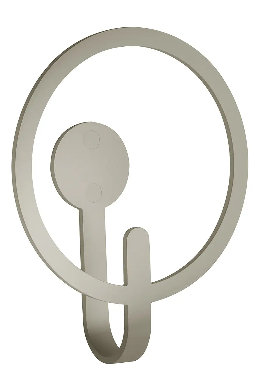 Der exklusive Design-Garderobenhaken MR. STEED von Hadi Teherani Silber-farbig beschichtet.